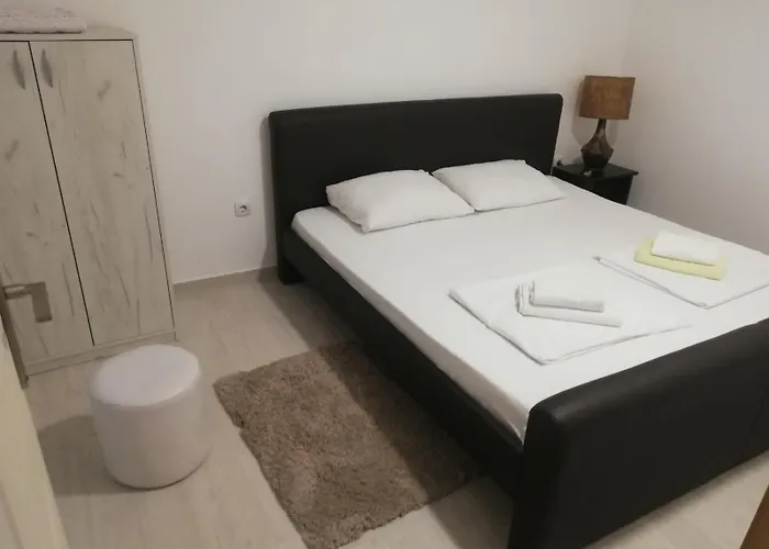 Ana S Vrnjačka Banja