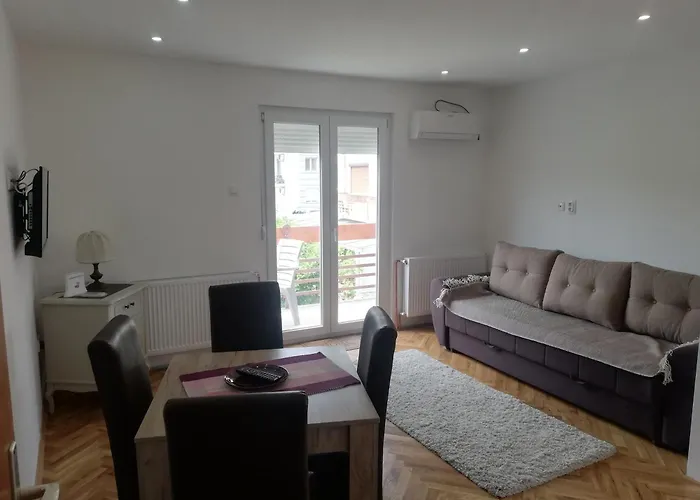 Ana S Vrnjačka Banja